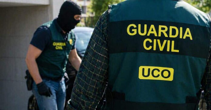 El análisis preliminar de la UCO en Ferraz compromete al PSOE y lo acerca a la imputación