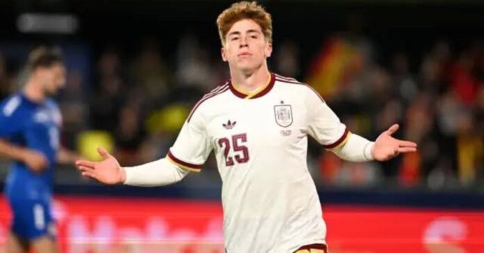 Víctor Muñoz ficha por el Liverpool tras pagar su cláusula de 40 millones