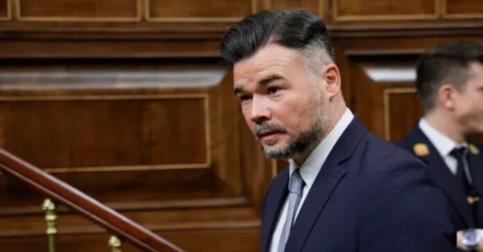 Rufián advierte a Sánchez de que si solo busca «resistir», al final en el PSOE solo quedará «gente muy chunga»