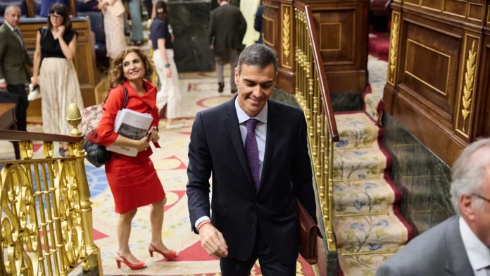 Sánchez exprime la agenda legislativa para estirar la legislatura antes de la disolución de las Cortes