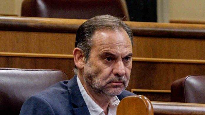 Ábalos califica de «político» su juicio en el Tribunal Supremo y asegura que la sentencia estaba «predeterminada»