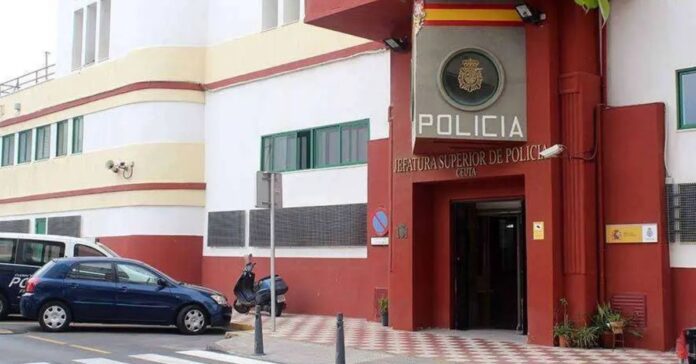 Condenada una policía nacional en Ceuta por coaccionar al hijo de un amigo desde la Jefatura