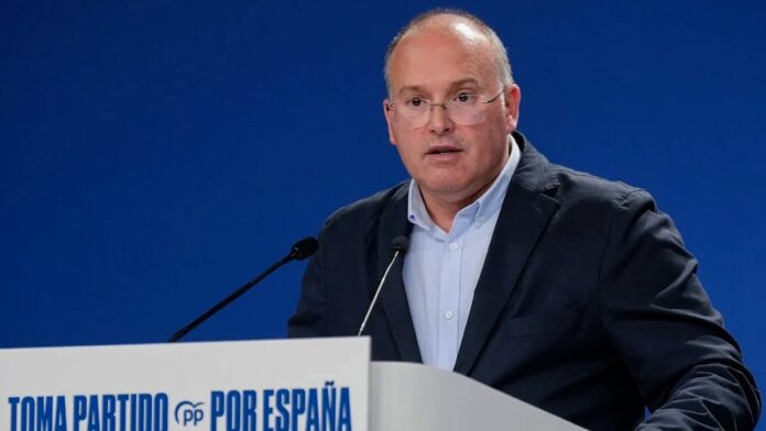 Tellado exige elecciones inmediatas: «Hay que echar del poder a quienes no han parado de robar desde que llegaron»