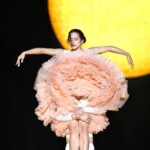 Rosalía detiene su concierto en Las Vegas para expresar su apoyo a Venezuela tras los recientes terremotos Rosalía detiene su concierto en Las Vegas para mostrar su apoyo a Venezuela tras los recientes terremotos
