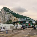 Histórico fin a la frontera de Gibraltar tras más de un siglo en pie Histórico adiós a la frontera de Gibraltar tras más de un siglo en pie