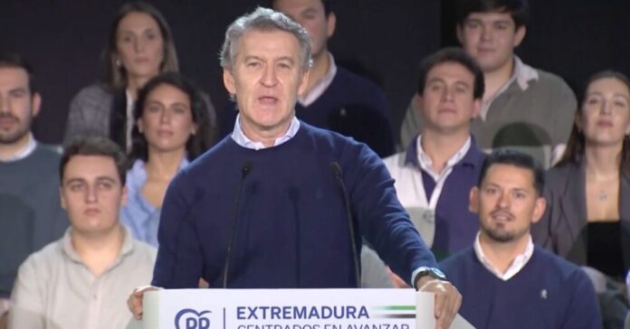 Feijóo tacha la ‘Ley de Nietos’ y la regularización extraordinaria de «ingeniería electoral» para beneficiar al PSOE