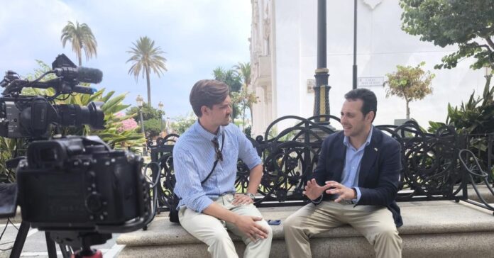 VOX denuncia que las políticas de Sánchez y Vivas convierten a Ceuta en la «puerta principal» de la inmigración ilegal a Europa