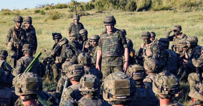 El Ministerio de Defensa descarta el regreso del servicio militar obligatorio y publica una oferta de plazas voluntarias para reservistas