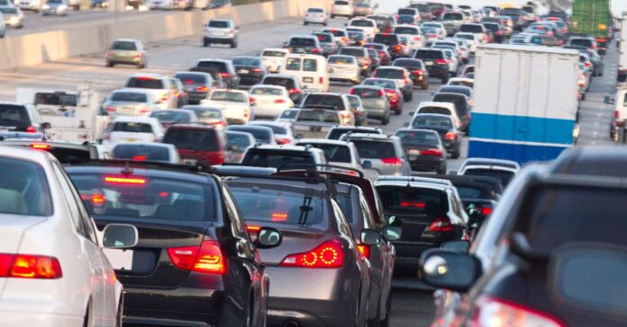 La DGT activa la primera gran operación del verano con 4,8 millones de desplazamientos previstos