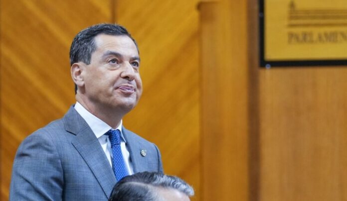 El PP cambia de estrategia y busca neutralizar a Vox a través de la gestión: «Sufrirá más en el poder que fuera»