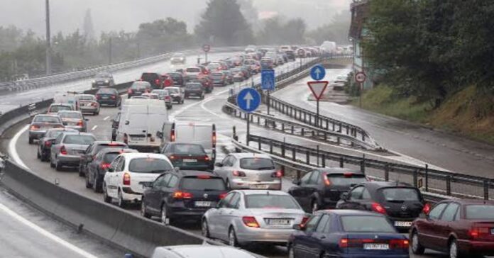 Los coches nuevos matriculados desde hoy deberán llevar detector de distracciones y frenado de emergencia obligatorio