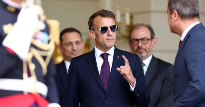 Máxima tensión en Siria: Estallan varios explosivos en Damasco cerca del hotel de Emmanuel Macron