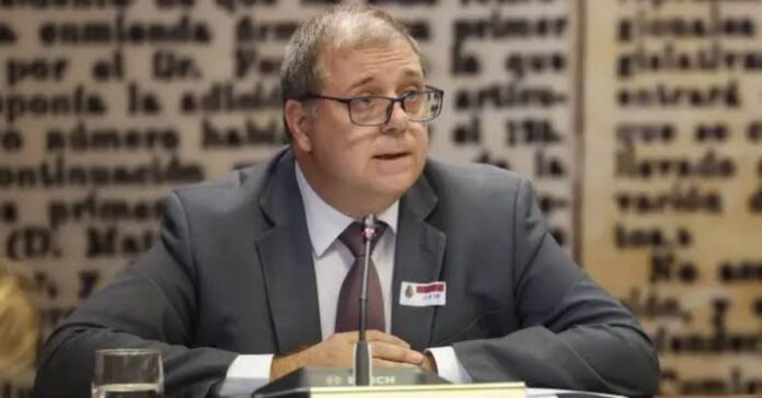 Anticorrupción pide investigar al exjefe de gabinete de Pedro Sánchez por la contratación de Leire Díez en el ‘caso Cloacas’