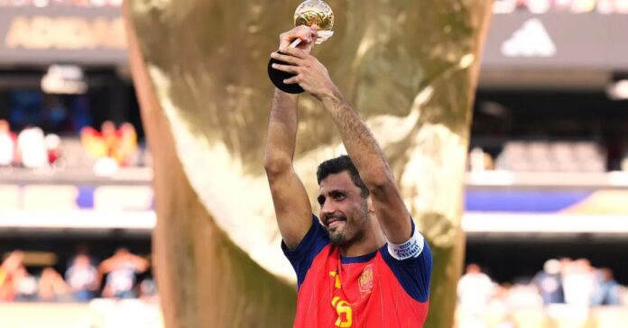 Rodri y Lamine Yamal irrumpen como serios candidatos al Balón de Oro tras la conquista del Mundial