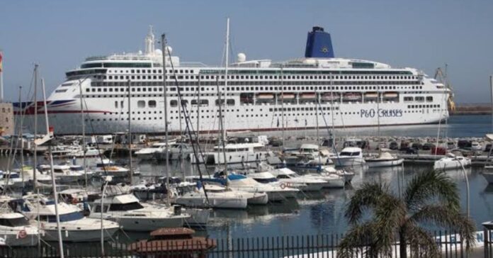 La Ciudad da el primer paso para recuperar la línea marítima entre Ceuta y Málaga tras más de una década