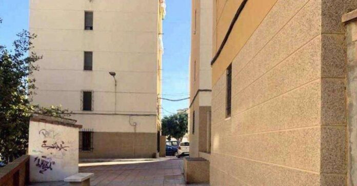 Defensa adjudica por más de dos millones de euros el mantenimiento de sus 2.100 inmuebles en Ceuta