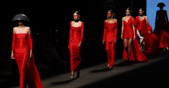 Mercedes-Benz Fashion Week Madrid refuerza el liderazgo de la moda española y traslada su edición SS2027 al centro de la capital