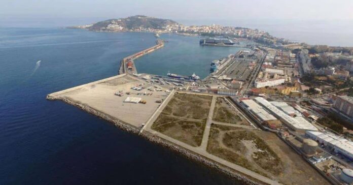 El Puerto de Ceuta inicia los trámites para renovar y reforzar la seguridad en el Muelle de Poniente