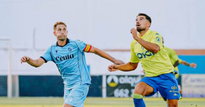 El Ceuta muestra su pegada y remonta con autoridad al Cádiz CF en Arcos (1-3)
