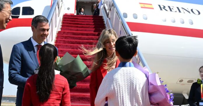 La Audiencia Provincial de Madrid revoca las medidas cautelares del juez Peinado y devuelve el pasaporte a Begoña Gómez