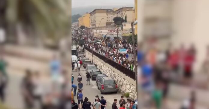 Crisis en Ceuta: Gran afluencia y tensión en las barriadas tras las recientes entradas masivas. Tensión y colapso en la barriada de La Pantera