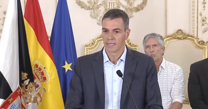 Visita relámpago de Sánchez a Ceuta: menos de dos horas en plena crisis antes de regresar a Madrid