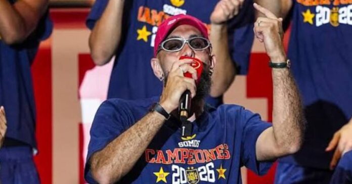 Borja Iglesias denuncia graves amenazas tras no pronunciarse sobre la crisis de Ceuta