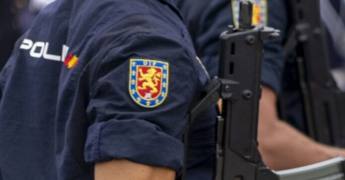 Interior refuerza Ceuta con otros 45 agentes de la UIP y eleva a 270 el despliegue policial
