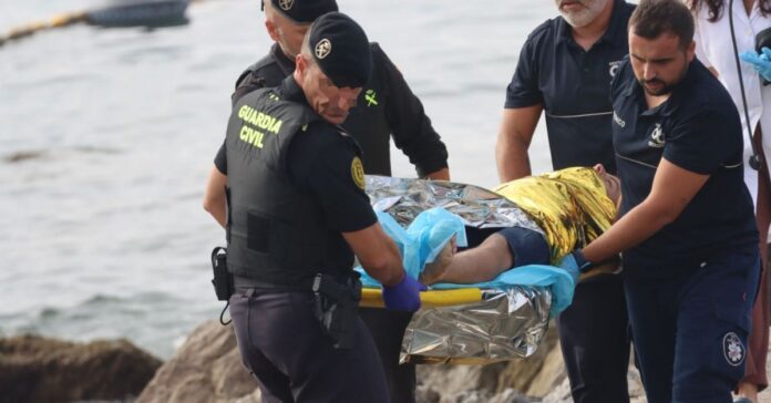 Hallan el cadáver de un joven en avanzado estado de descomposición en aguas de Ceuta