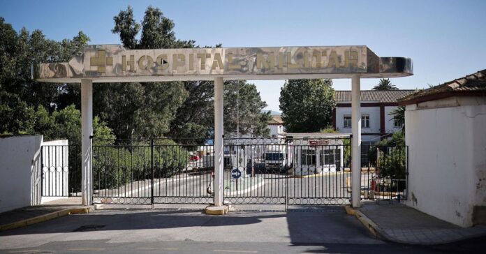 Vox rechaza alojar a menores migrantes en el Hospital Militar de Ceuta y exige ubicarlos junto a la frontera