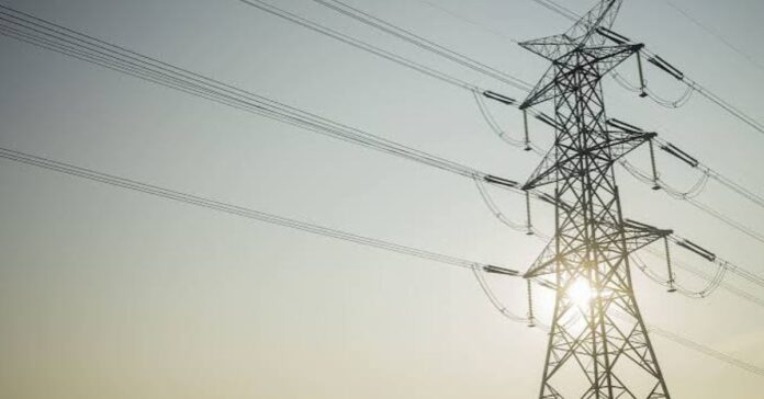 Nuevo susto en el sistema: Red Eléctrica ordena un nuevo parón de la gran industria por desajustes