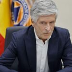 Marlaska anuncia reforzamiento y expulsiones inmediatas en Ceuta sin criticar a Marruecos Marlaska anuncia refuerzos y expulsiones urgentes en Ceuta, pero evita cualquier crítica a Marruecos