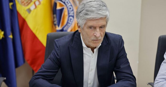 Marlaska anuncia refuerzos y expulsiones urgentes en Ceuta, pero evita cualquier crítica a Marruecos