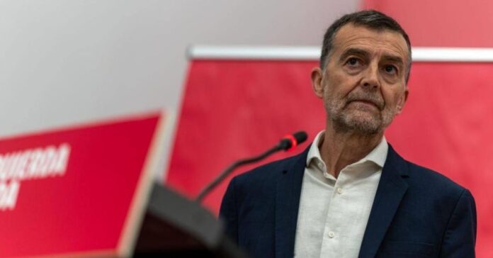 Antonio Maíllo tilda de «acción criminal con muertes» la actuación de Marruecos y exige redefinir la relación diplomática