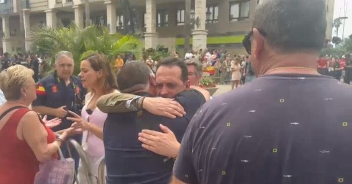 VOX Ceuta exige la paralización inmediata del centro provisional de migrantes en la avenida de Otero
