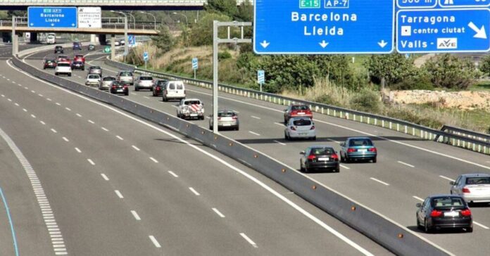 Las carreteras españolas cierran el verano con 240 fallecidos, un 4% más que en 2025