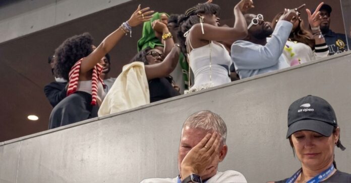 Las polémicas del US Open abren una brecha con Wimbledon: del auge de los ‘influencers’ al veto de los aros de luz
