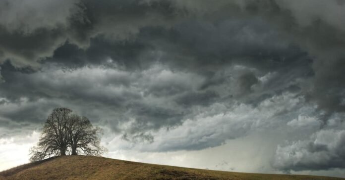 La AEMET alerta a Cataluña por tormentas intensas, granizo y una acusada bajada térmica