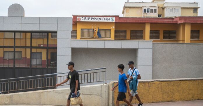 El Ministerio de Educación destaca la ausencia de incidencias en el inicio del curso escolar en Ceuta, con más del 74% de asistencia