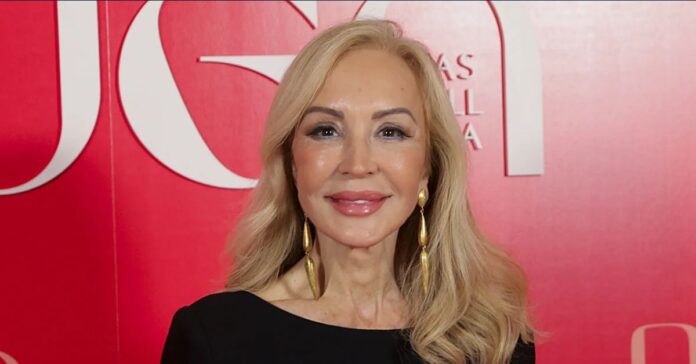 El susto de salud de Carmen Lomana tras desmayarse en un rodaje en la calle: «Fue una insolación impresionante»