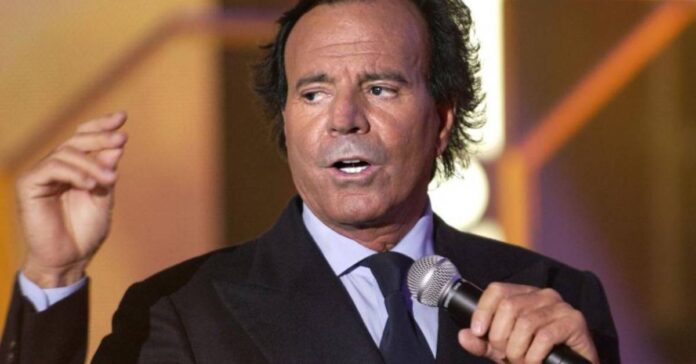 Las extrabajadoras de Julio Iglesias acuden a la ONU para pedir protección y evitar el archivo de la causa en España