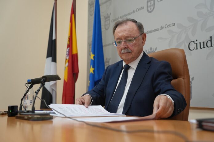La jueza cita a Vivas y al exjefe de gabinete de la Delegación del Gobierno en Ceuta por la entrada masiva de migrantes