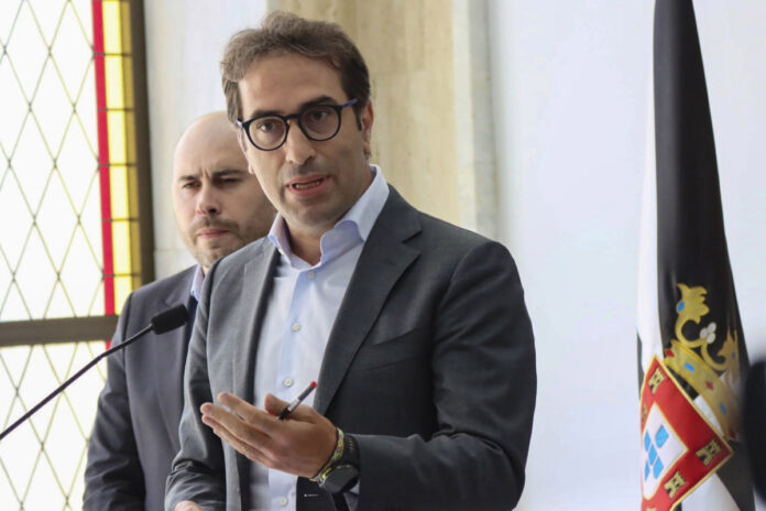 Las ayudas a Ceuta abren una brecha entre autónomos y empresas