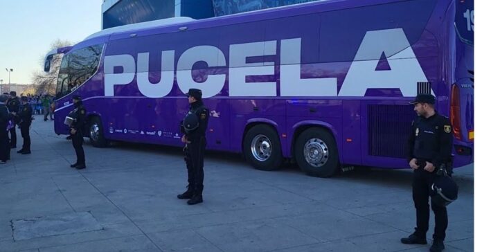El Real Valladolid halla en Jerez a un menor marroquí oculto en los ejes de su autobús