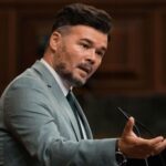 Rufián propone que la izquierda encare la inmigración y la multirreincidencia sin temor a críticas Rufián defiende que la izquierda aborde la inmigración y la multirreincidencia: «¿Por qué es racista decir que te llames como te llames, también Hassan, si la haces la pagas?»