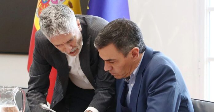 El Ministerio del Interior sigue sin revelar cifras de inmigración en Ceuta tras crisis de julio