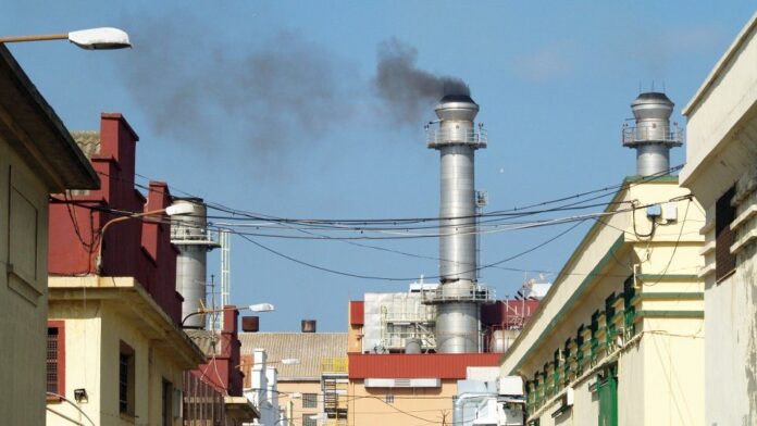 Ceuta recupera el suministro eléctrico de forma gradual tras sufrir un «cero energético»