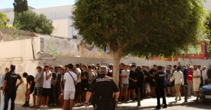 Marruecos afirma haber repatriado a 327 menores no acompañados tras la crisis migratoria de Ceuta